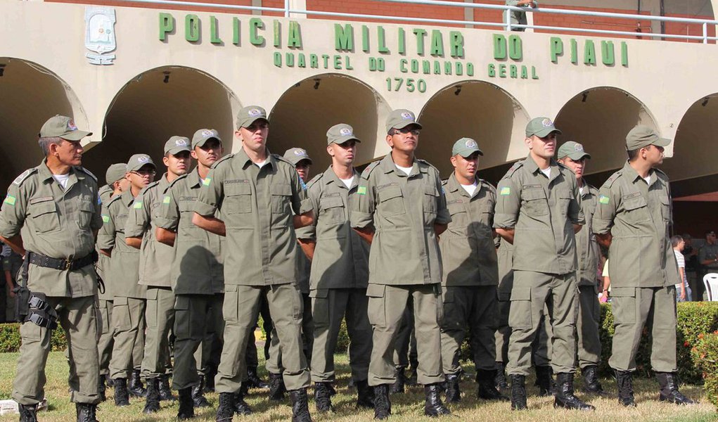 Medida suspende nomeação de quatro policiais reprovados no exame psicotécnico, sendo três no exame de 2011 e um no concurso de 2014; dentre eles, está Aldo Luiz Barbosa Dornel, envolvido no caso da menina Emily, morta em uma abordagem policial em dezembro