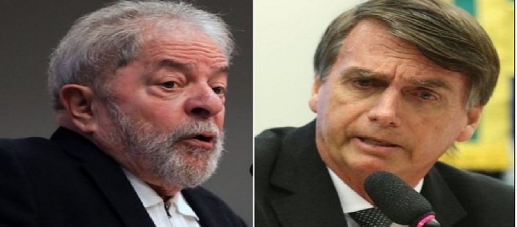 O jornal mostra que o confronto principal está entre o ex-presidente Lula, que tentará um terceiro mandato, e a extrema direita, representada pelo deputado federal Jair Bolsonaro; texto diz que o principal desafio de Lula é nos próximos dias: enfrentar um julgamento que pode impedi-lo de concorrer ao cargo de presidente do Brasil; Lula hoje lidera as pesquisas, até com certa folga para Bolsonaro, o segundo colocado; "Atrás dele em segundo lugar, o deputado Jair Bolsonaro, um legislador de extrema direita com uma longa história de críticas incendiárias e grossas, mulheres menosprezadas, negros e gays", diz o NYT