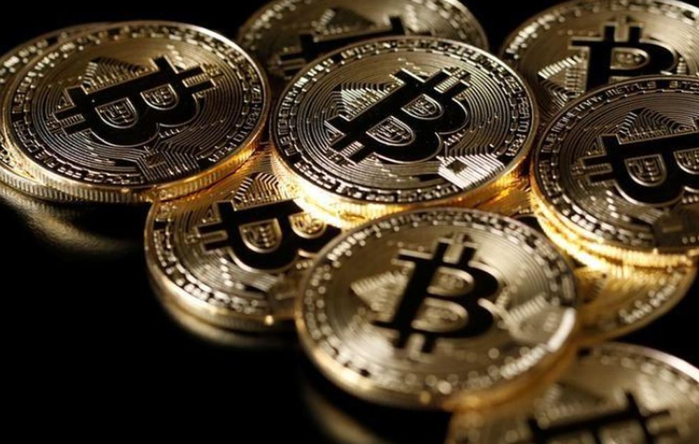 Ilustração da moeda virtual bitcoin 8/12/2017 REUTERS/Benoit Tessier/Illustration