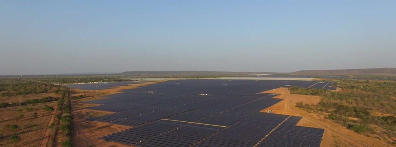 Condições naturais favoráveis e a pré-existência de infraestrutura de transmissão asseguram a competitividade do estado; Dos 94 empreendimentos contratados nestes leilões, 17 se localizam em território mineiro – Minas Gerais fica atrás apenas da Bahia –, com uma estimativa de investimentos na ordem de R$ 2,2 bilhões e uma previsão de faturamento, em valores presentes, nos 20 anos de contratação, de R$ 6,8 bilhões