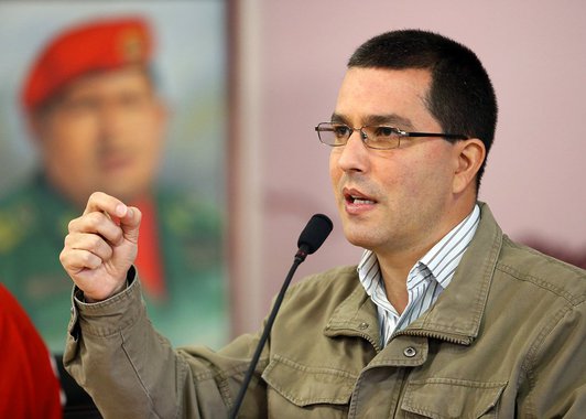 Em artigo, o ministro das Relações Exteriores da República Bolivariana da Venezuela, Jorge Arreaza, denuncia o imperialismo norte-americano que se voltou contra a Venezuela ao longo do ano passado, especialmente na questão dos direitos humanos, além das "sanções econômicas e perseguições financeiras"