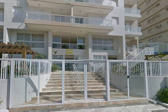 “Se o tríplex é do Lula, então o tríplex é do povo!”; Com esta frase os organizadores do evento "Churras no triplex do Lula" convidam para o protesto bem-humorado contra a condenação do ex-presidente nesta quarta-feira (24); “Traga sua cervejinha gelada, uma cachacinha e venha confraternizar com os compas no churras de inauguração do apartamento novo do Lula! Afinal, os novos vizinhos do presidente precisam conhecer os amigos dele!”.