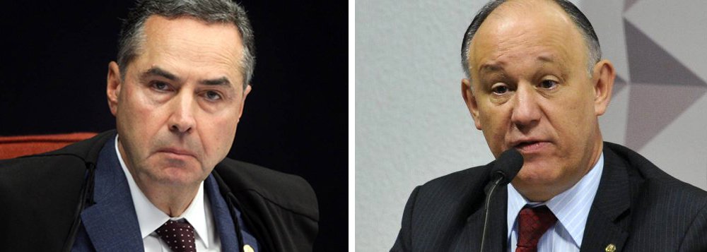 O deputado Pepe Vargas (PT-RS) ironizou a decisão do ministro Luis Roberto Barroso, que mandou o diretor da Polícia Federal, Fernando Segóvia; "O ministro Barroso do STF intimou o diretor da PF por ter antecipado resultado de investigação em curso. E o Moro e o presidente do TRF4 não deram entrevistas antecipando a condenação do Lula? O que fez o STF ou o CNJ frente a esta grave violação do devido processo legal?", questionou Vargas em sua página no Twitter