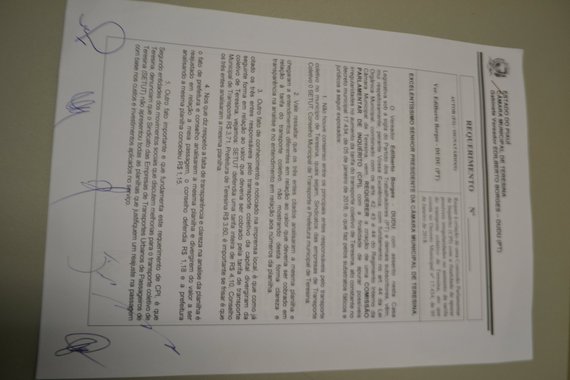 O vereador Edilberto Borges, o Dudu (PT), propôs nesta quarta-feira (6), na Câmara Municipal. a criação de Comissão Parlamentar de Inquérito (CPI) para investigar o valor da passagem do transporte público de Teresina; o requerimento do vereador já conta com 7 das 10 assinaturas necessárias para instalação da CPI