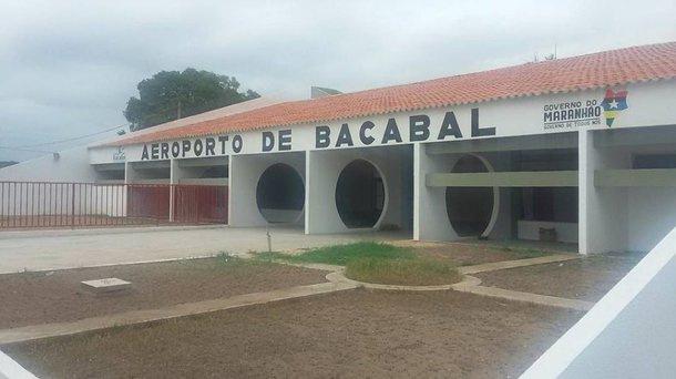 O Maranhão começa a entregar as reformas dos seus aeroportos, cujos impactos serão sentidos na indústria do turismo; nos próximos dias, a será inaugurada a  reforma do aeroporto de Bacabal; fechado desde 2008, o aeroporto recebeu serviços de reparos na estrutura de apoio, sinalização horizontal da pista, áreas verdes e manutenção de cerca patrimonial, atendendo as normas de segurança da Anac para a reabertura