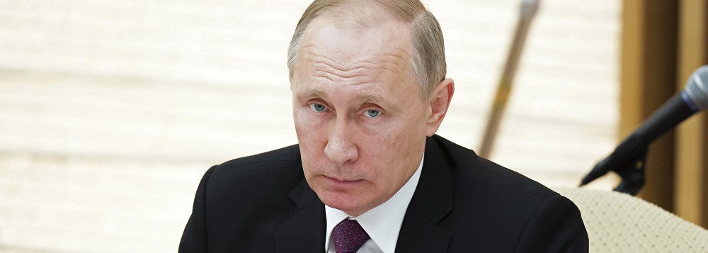 
O presidente russo, Vladimir Putin, é o único que pode conversar com qualquer lado em meio às rivalidades no Oriente Médio, incluindo as últimas tensões entre o Irã, Israel e Síria; é o que diz Amos Yadlin, ex-general da Força Aérea Israelense e ex-chefe da Direção de Inteligência Militar da Força de Defesa Israelense; "Putin é o único que pode falar ao telefone com todos, com cada par de inimigos no Oriente Médio: os sauditas e os iranianos, os israelenses e os palestinos, os curdos e os turcos, e no último caso — Israelenses, sírios e iranianos", disse Yadlin
