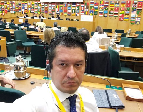 Relatório da CGU recomenda a exoneração do presidente da Companhia de Entrepostos e Armazéns Gerais de São Paulo (Ceagesp), Johnni Hunter Nogueira, por não atendimento de requisitos para o cargo; segundo a CGU, os documentos apresentados por Nogueira são insuficientes para comprovar os requisitos de “notório conhecimento compatível com o cargo para o qual foi indicado” e “experiência profissional de 10 anos no setor público ou privado, na área de atuação”