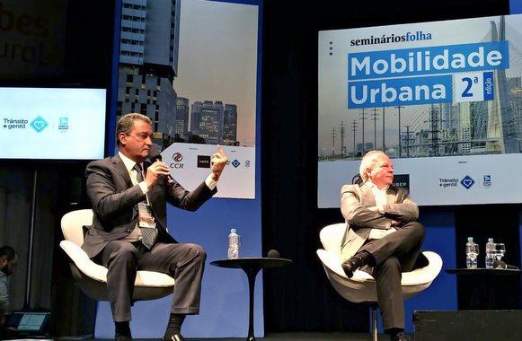 "É preciso acertar na modelagem, o atual não atende ao interesse dos brasileiros. Acreditamos que adotamos o mais eficaz, mas que ainda enfrenta resistência, que é a PPP – Parceria Público Privada, com riscos compartilhados para quem vai executar as obras, inclusive pelo não cumprimento dos cronogramas. Desta forma, a empresa vencedora busca o melhor resultado através da eficiência", disse o governador Rui Costa no 2º Seminário de Mobilidade Urbana, realizado pelo jornal Folha de São Paulo, na capital paulista