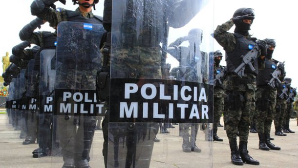 Se comparado a 2014, o Governo do Estado investe, hoje, cerca de 12 vezes mais em segurança pública; o Governo do Piauí aplicou R$ 218,00 (por habitante) em segurança pública, em 2017, contra R$ 18,00 em 2014; esses números contribuem para manter o estado entre as três unidades da federação com menores índice de homicídios