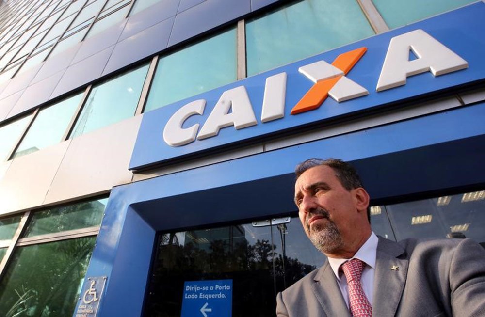 Presidente-executivo da Caixa Econômica Federal , Gilberto Occhi, posa para fotografia em São Paulo. 14/07/2016. REUTERS/Paulo Whitaker