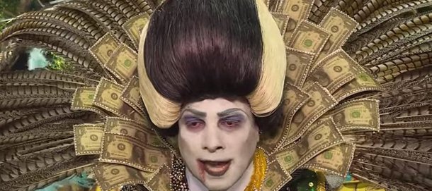 O 'Temer Vampirão' da escola de samba Paraíso Tuiuti concedeu uma entrevista à France-Presse denunciando o golpe parlamentar contra Dilma Rousseff e criticando Michel Temer; "A gente tem sofrido com denúncias graves de corrupção e passou no processo onde a presidente eleita com mais de 54 milhões de votos foi impedida de continuar governando. O povo brasileiro clama, pede que o presidente saia. A gente não quer este presidente", disse o professor de História Léo Morais 