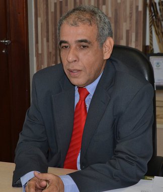 O presidente do PT-TO, deputado estadual Zé Roberto, afirma em nota que o partido "convida os cidadãos e cidadãs democratas a participar das jornadas em apoio ao ex-presidente Lula"; "O agendamento do julgamento do recurso do presidente Lula em tempo recorde para o dia 24 de janeiro, trata-se de um ato de perseguição da liderança política mais popular do país, tentando excluir das eleições presidenciais de 2018. Lula cresce nas pesquisas em todos os cenários e até pode ganhar em primeiro turno", diz; no dia 24 de janeiro, a partir das 8h30, haverá manifestação em frente ao prédio da Justiça Federal de Palmas e nos demais municípios do estado