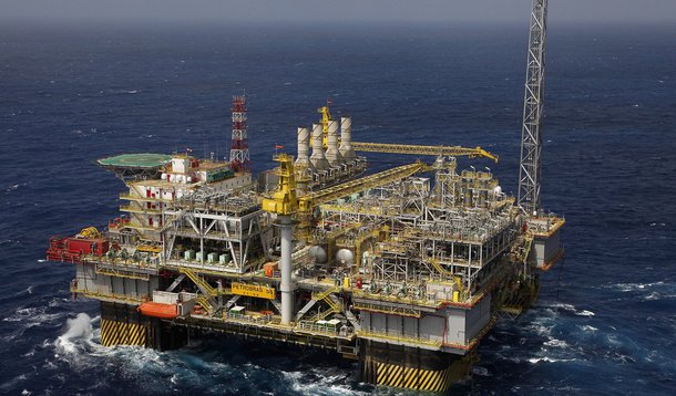 Ao todo, a estatal planeja instalar oito novas embarcações, todas voltadas para atuação na área do pré-sal e que, em um prazo máximo de dois anos, deverão elevar a produção da empresa em mais de 1 milhão de barris/dia; produção atual da Petrobras é de 2,6 milhões de barris diários
