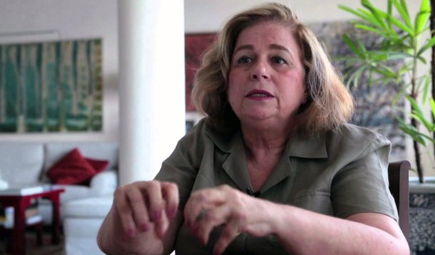 "O rico brasileiro de verdade já desistiu do Brasil. Está pouco se lixando se tem gente pobre, vivendo e defecando nas ruas. Não é que ele seja insensível, é que ele não vive aqui. Ele está por aqui. Tem seu apartamento à beira mar, frequenta seu clube, onde joga tênis, convive com seu reduzido círculo de amigos e ponto. Depois, embarca no seu jato para a residência lá fora. O Brasil é para ganhar dinheiro e remeter dinheiro", diz Hildegard Angel