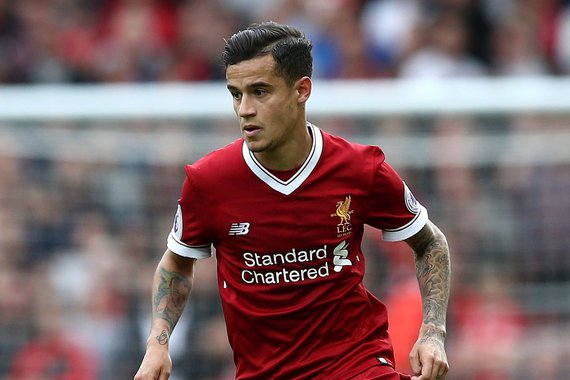 O Barcelona vai assinar com o meia brasileiro Philippe Coutinho, do Liverpool, um contrato de cinco anos e meio; o clube espanhol pagará cerca de 142 milhões de libras, ou 193 milhões de dólares, por Coutinho, tornando a transferência a terceira mais cara da história do futebol; "Barcelona e Liverpool chegaram a um acordo para a transferência de Philippe Coutinho", disse o Barcelona em comunicado