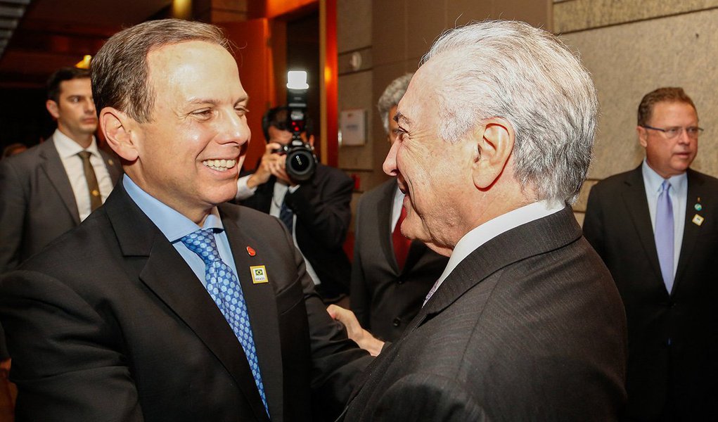 Segundo a coluna Radar Online, embora não admita publicamente, Michel Temer tem no prefeito de São Paulo o nome preferido para sucedê-lo e defender seu governo
