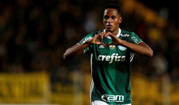 O Barcelona anunciou um acordo para contratar o zagueiro colombiano Yerry Mina, pelo qual pagará ao Palmeiras 11,8 milhões de euros; o contrato pelos próximos cinco anos com o colombiano, até junho de 2023, possui multa rescisória de 100 milhões de euros, informou o Barcelona em comunicado; a equipe catalã lidera atualmente com uma ampla vantagem a Liga Espanhola