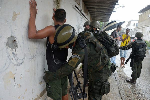 A intervenção militar no Rio de Janeiro é o atestado de falência de um governo ilegítimo com quem a elite imaginou poder governar sem o voto popular e a vontade soberana da cidadania