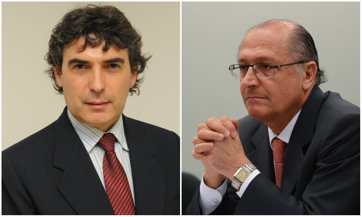 A Assembleia Legislativa recebeu do Poder Executivo, em 1o de fevereiro, o Projeto de Lei 1/2018, que prevê “reajuste” salarial de 3,5% para o funcionalismo em geral, de 4% para a Segurança Pública, e de 7% para o magistério; para Carlos Giannazi (PSOL), o reajuste representa “um atentado à dignidade dos servidores paulistas”, há mais de quatro anos sem aumento; Giannazi protocolou emendas para que a reposição seja de 31,4% para todas as categorias