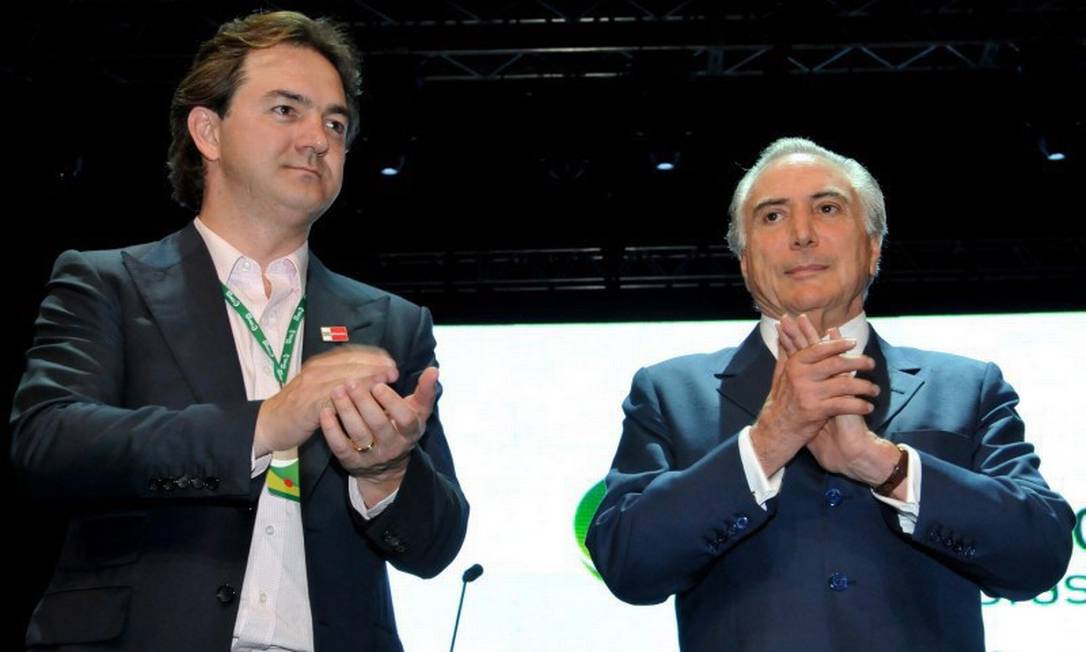 Depois do ministro do Supremo Tribunal Federal Gilmar Mendes, que virou tema de marchinha de carnaval no Rio de Janeiro, Michel Temer também será homenageado no carnaval carioca; segundo o colunista Ancelmo Gois, do Globo, o carnavalesco João Roberto Kelly lança no dia 3 de fevereiro, no Cariocando, no Catete, o bloco "Tem que manter isso, viu?", inspirado na frase dita por Temer quando avalizou a Joesley Batista a compra do silêncio do ex-aliado Eduardo Cunha