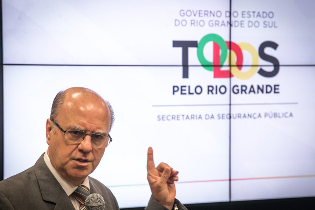 15/01/2018 - PORTO ALEGRE, RS - Secretaria da Segurança Pública apresenta balanço dos dados estatísticos da criminalidade referente ao ano de 2017. Na foto: secretário Cezar Schirmer. Foto: Joana Berwanger/Sul21