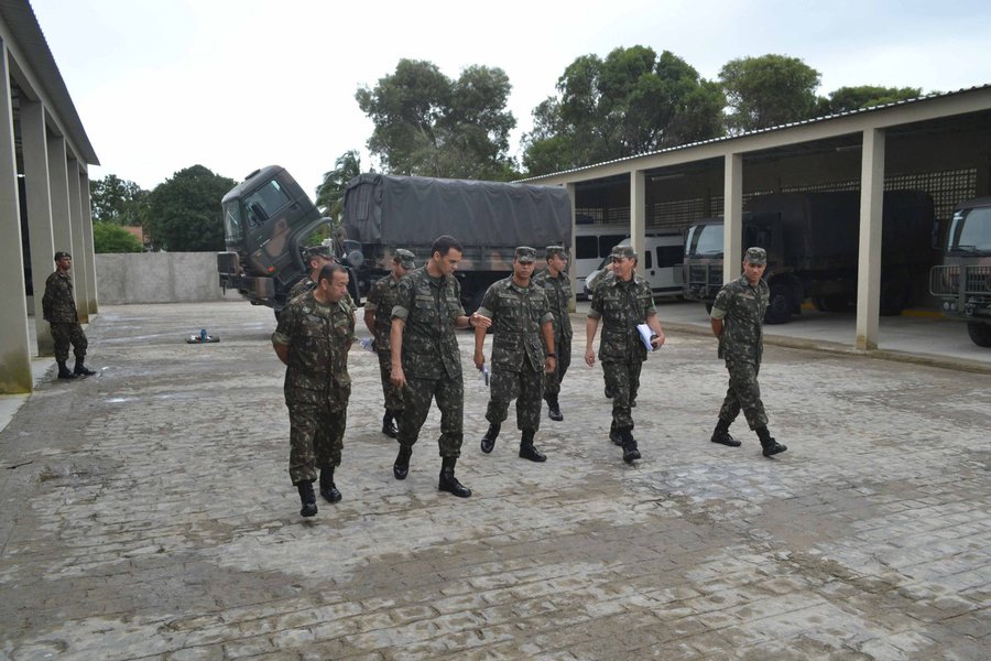 Um soldado do Exército está internado com suspeita de ter contraído febre amarela; ele estava em missão no Amazonas e passou mal ao chegar em Maceió; o paciente estava em missão na cidade de Humaitá, e seguia para outra missão em Fortaleza; no trajeto, ele passou pelo Rio de Janeiro e, em seguida, desembarcou na capital alagoana; material para exame foi recolhido e encaminhado para a Fiocruz e o resultado demora em torno de 30 a 40 dias. 