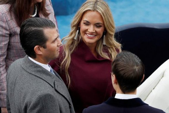 Vanessa Trump, esposa de um dos filhos do presidente dos Estados Unidos, Donald Trump, foi levada nesta segunda-feira (12) a um hospital de Nova York para ser examinada após abrir uma carta suspeita; endereçada a Donald Trump Jr., a carta continha um pó branco sem identificação, segundo o canal ABC News