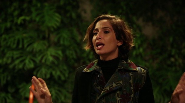 A atriz Camila Pitanga foi vista batendo boca com uma mulher no shopping Leblon, Zona Sul do Rio; uma moça chamou Camila de "petista escrota", quando a artista passeava com a filha, Antônia, de 9 anos