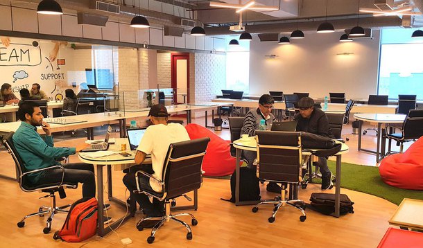 360 Coworking aposta no empreendedorismo jovem com espaço a poucos metros da USP, local tem laboratórios para prototipagem e recursos de realidade virtual que serão usadas para elaborar produtos e oferecer experiências imersivas; de acordo com Adne Righi, responsável pela abertura do espaço criativo e colaborativo, o 360 Coworking reúne diferentes formas de aprendizagem – visual, auditiva e escrita