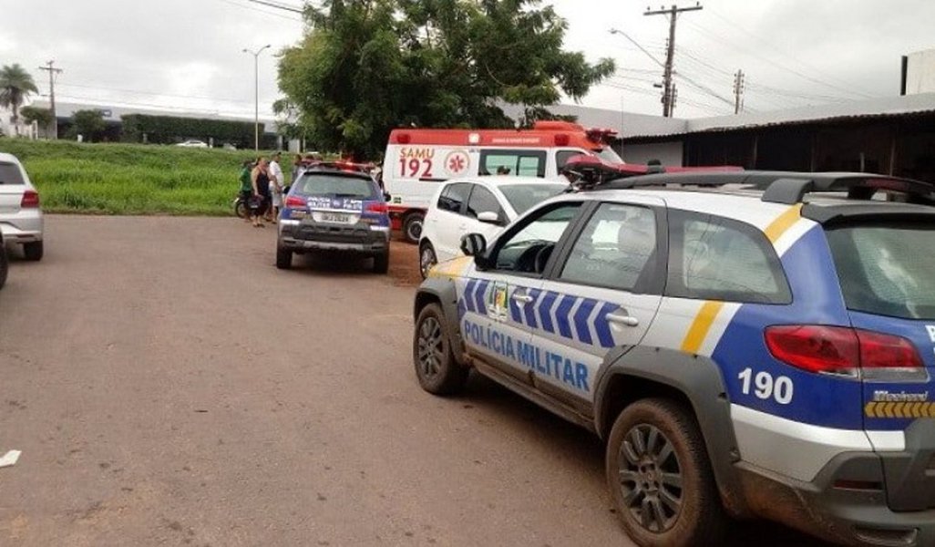 Uma briga entre irmãos da família Pagani, em Araguaína, terminou em tentativa de homicídio na tarde desta quinta-feira (04), por volta das 15 horas; segundo os jornais locais, Reinaldo Pagani atirou em seu irmão, Clarindo Pagani - ambos são sobrinhos da deputada federal e primeira-dama do Estado Dulce Pagani Miranda