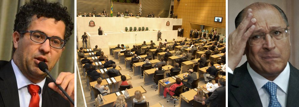 Segundo o líder do PT na Assembleia Legislativa de São Paulo, Alencar Santana, "o que estão fazendo na Alesp hoje é ilegalidade, é desespero de quem tem medo da CPI da Tucanagem"; "Estão passando por cima do regimento da Casa e impedindo a oposição de trabalhar; de acordo com o petista, o presidente da Alesp (Cauê Macris (PSDB), "envergonha o parlamento paulista ao se submeter aos interesses do governador"; "Também não publicaram o parecer como determina o regimento e colocaram as contas em votação em sessões extraordinárias na própria sexta, numa clara demonstração de desespero!"