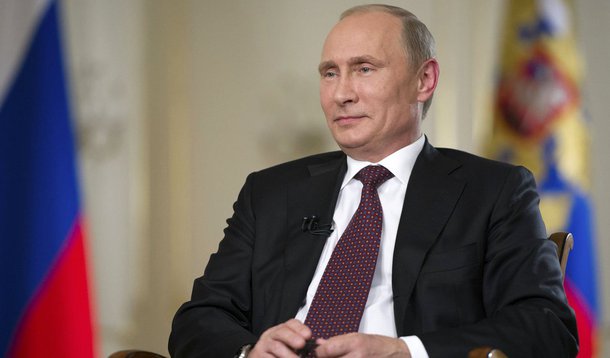 
O presidente da Rússia Vladimir Putin declarou que Moscou não procura confrontos com outras potências, a força da Rússia se destina à defesa contra as ameaças externas; "A nossa força se destina à defesa contra as ameaças externas e o terrorismo. Não procuramos e não procuraremos confrontos com ninguém, continuaremos uma política externa aberta e honesta", disse o presidente durante seu discurso no congresso do partido Rússia Unida; Putin afirmou também que não existe uma força que possa parar esse avanço do País europei
