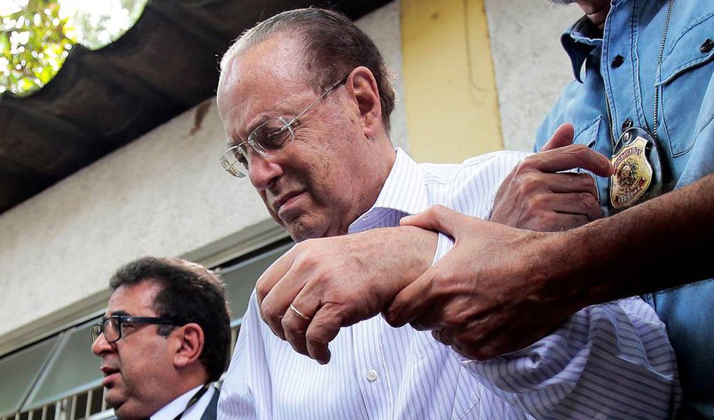 Pauko Maluf merece, já hoje, passar seu tempo num asilo de idosos ou em casa, se sua família puder e quiser dele cuidar. Na cadeia, ele não faz diferença, não para a sociedade que já padeceu de seu cinismo anos a fio, tolerado pelo mesmo STF que agora quer dar uma de durão. Justiça tardia é deboche