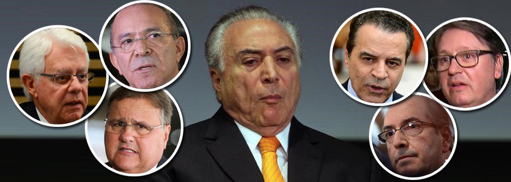 Supremo Tribunal Federal confirmou nesta terça-feira decisão do ministro Edson Fachin de fatiar a denúncia contra o grupo do PMDB da Câmara que envolve Michel Temer; mas, diferentemente da determinação de Fachin para que um dos inquéritos fosse remetido à Justiça Federal de Curitiba e outro ao Distrito Federal, a maioria dos ministros do Supremo decidiu que os dois inquéritos em questão serão enviado à Justiça Federal do DF; Temer e outros denunciados haviam pedido a suspensão da remessa da parte criminal da denúncia por organização criminosa para a Justiça Federal de Curitiba e de outra, por obstrução de Justiça, para a Justiça Federal em Brasília até que Temer e os ministros Eliseu Padilha e Moreira Franco deixem os cargos