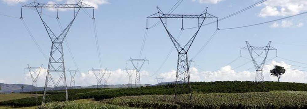 Os clientes da Eletrobras – Distribuição Piauí foram surpreendidos com um aumento exorbitante na conta de energia no mês de dezembro – consumo de novembro; o valor cobrado chegou a mais de 50% em relação ao valor da conta de energia em outubro; o aumento no valor da conta não foi provocado apenas pela bandeira vermelha