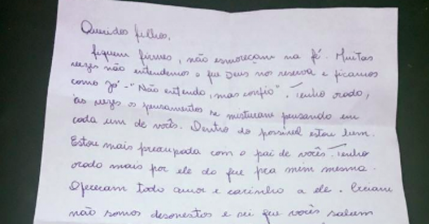 Divulgada por Wladimir Matheus de Oliveira, filho do casal Garotinho, que visitou a mãe junto com sua irmã Clarissa, a carta de Rosinha mostra preocupação com a saúde de Anthony Garotinho e critica a mídia; “Não se contaminem com a mídia, ela não está aí para ajudar ninguém. Para ela, quanto pior, melhor. O que importa é a nossa consciência de que sofremos uma enorme perseguição pelas denúncias que seu pai fez”