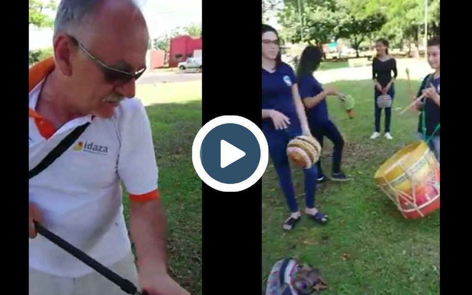 Incomodado com crianças que faziam aula de maracatu numa praça na cidade paranaense de Foz do Iguaçu, um dos moradores resolveu tomar uma medida drástica: jogar agrotóxico nas crianças; "Isso não é cultura, é uma vergonha. Chega dessa barulhada de incomoda a gente", disse ele ao ser filmado