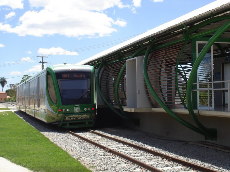 A Região do Cariri também vai ser beneficiada com o sistema de integração de transportes, a partir da implantação do Bilhete Único Metropolitaano. Serão beneficiados com o novo sistema os 600 mil habitantes dos municípios de Juazeiro do Norte, Crato, Barbalha, Caririaçu, Santana do Cariri, Farias Brito, Jardim, Missão Velha e Nova Olinda
