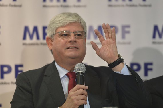 O ex-procurador-geral da República, Rodrigo Janot, ministrará palestra em Fortaleza, no dia 15 de dezembro, sobre “O Papel do Ministério Público no Combate à Corrupção”. O evento é parte da programação da Semana do Ministério Público 2017