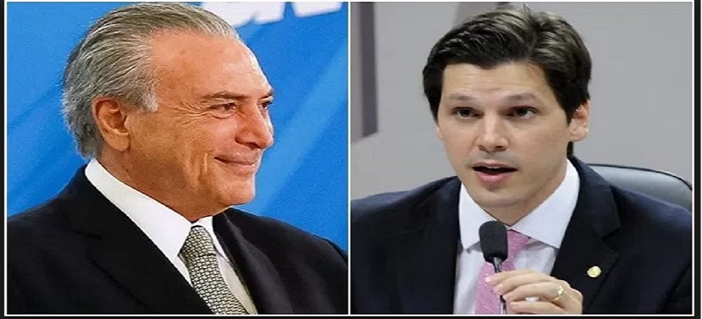 O deputado federal goiano Daniel Vilela (PMDB), pré-candidato ao governo de Goiás, votou pela rejeição da denúncia contra Michel Temer, ontem na Comissão de Constituição e Justiça; nota do Estadão informa que Daniel, o senador Wilder Morais (PP) e os deputados goianos João Campos (PRB) e Pedro Chaves (PMDB) tiveram reunião exclusiva com Temer, ontem, às 16h; não é a primeira vez que Daniel salva Temer. Na época da primeira denúncia contra o peemedebista, Daniel também votou a favor a Temer
 