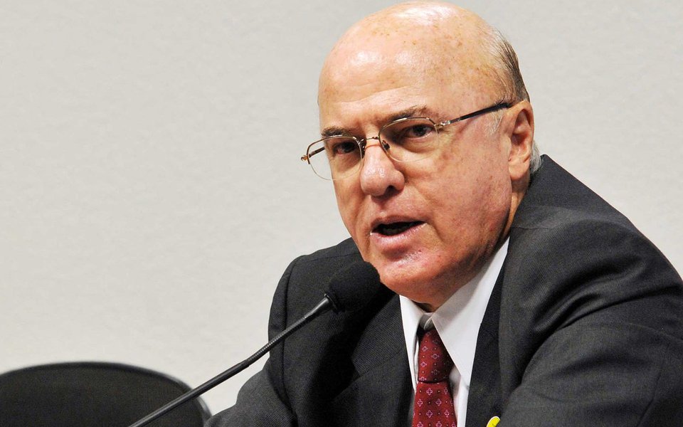 Edição desta quarta-feira 11 do programa "Leo ao Quadrado", apresentado por Leonardo Attuch e Leonardo Stoppa, teve como foco principal a decisão judicial que liberta o almirante Othon Pinheiro; o grande problema, disse Stoppa, é que durante a prisão do almirante, Michel Temer assinou um novo acordo nuclear nos Estados Unidos, que permite a vinda de observadores internacionais ao Brasil; assista