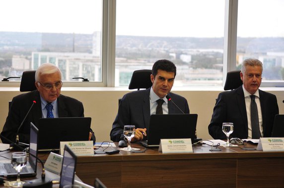 O Conselho Deliberativo do Desenvolvimento do Centro-Oeste aprovou o financiamento da indústria de defesa com recursos do Fundo Constitucional de Financiamento do Centro-Oeste (FCO) e do Fundo de Desenvolvimento do Centro-Oeste (FDCO)