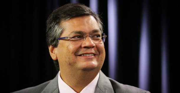 Um estudo feito pela Fundação Getúlio Vargas (FGV) mostra que, entre os Estados brasileiros, o Maranhão é exceção na transparência com as informações públicas; de acordo com o estudo, a atual gestão agiu para dar transparência às informações; de acordo com o estudo, os Estados ainda precisam avançar na transparência da gestão. "No entanto, alguns líderes pensam diferente. Tomemos como exemplo o caso do atual governador do Maranhão, Flávio Dino"; estudo ressalta que o Maranhão passou de 2,2 pontos para a nota máxima na Escala Brasil Transparente da Controladoria Geral da União