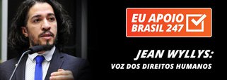 O deputado Jean Wyllys (PSOL-RJ) apoia a campanha de assinaturas solidárias do 247. "Quando há concentração dos meios nas mãos de famílias, a democracia fica comprometida, na medida em que as pessoas não têm acesso a uma pluralidade de opiniões, de vozes e de posições de diferentes atores políticos. Por isso, é importante que a gente a ajude a financiar os meios que dão voz aos movimentos sociais, aos ativistas de direitos humanos e aos partidos de esquerda", afirma