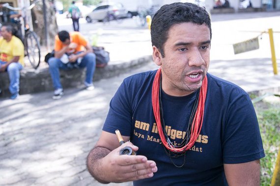 Relatório “Violência Contra os Povos Indígenas do Brasil – Dados 2016” do Conselho Indigenista Missionário (Cimi) apontou que, só em 2016, foram 118 mortes, 106 suicídios e 735 casos de mortalidade infantil; advogado Dinamam Tuxá, integrante da Articulação dos Povos Indígenas do Brasil, faz um alerta: “Há uma verdadeira prática de genocídio dos povos indígenas pelo Estado brasileiro, com a mão do Judiciário, do poder de polícia, do Executivo e do Legislativo”
 