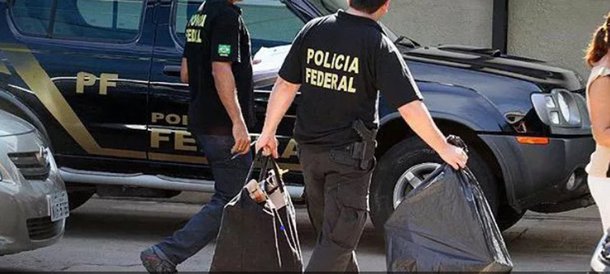 A Polícia Federal (PF) deflagrou nesta manhã a Operação Pegadores em Teresina, no Piauí, e São Luís, Amarante e Imperatriz, no Maranhão, como parte da 5ª fase da Operação Sermão aos Peixes,que apura indícios de desvios de recursos públicos federais por meio de fraudes na contratação e pagamento de pessoal, em Contratos de Gestão e Termos de Parceria, firmados pelo Governo do Maranhão, na área da saúde; cerca de 130 policiais federais cumprem 45 mandados judiciais, sendo 17 mandados de prisão temporária e 28 mandados de busca e apreensão em São Luís/MA, Imperatriz/MA, Amarante/MA e Teresina/PI, além do bloqueio judicial e sequestro de bens no total de R$18 milhões. Todas as ordens judiciais foram expedidas pela 1ª Vara Criminal Federal da Seção Judiciária do Maranhão