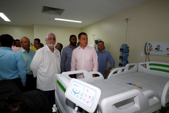 O governador da Bahia, Rui Costa, anunciou a reforma do Hospital Frei Justo Venture, que beneficiará a população dos 11 municípios da região de Seabra, na Chapada Diamantina, terá assistência obstétrica por meio do Hospital Frei Justo Venture, que passará por um processo de requalificação e reforma para se adequar ao novo perfil da instituição; o Frei Justo, que funcionava no município de Seabra como hospital regional de referência para urgência e emergência e atualmente se encontra fechado, atuará como referência para parto normal atendendo aos municípios que não realizam este serviço e para partos cirúrgicos de toda a região