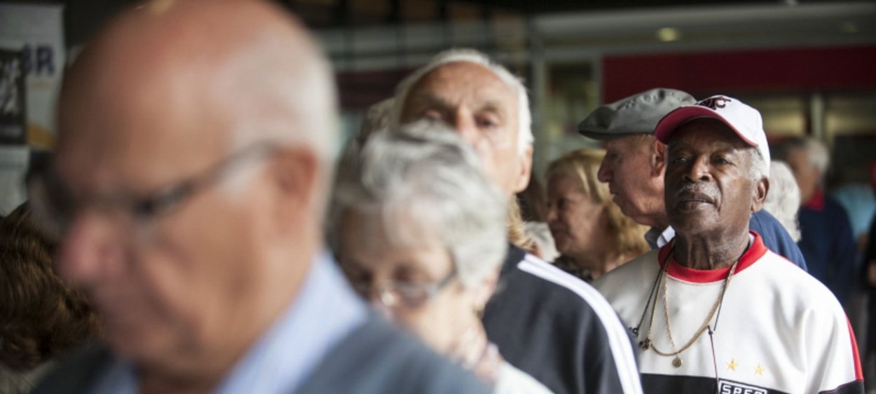 Uma pessoa nascida no Piauí tinha a expectativa de viver, em média, até 71 anos e 36 dias no ano passado, o que representa um aumento de dois meses e 11 dias a mais do que para uma pessoa nascida em 2015, de acordo com dados divulgados pelo IBGE; a expectativa de vida ao nascer no Piauí era de 70,9 anos me 2015; agora é de 71,1 anos; no Brasil, a expectativa de vida é de 75,8 anos, um aumento de três meses e 11 dias a mais do que para uma pessoa nascida em 2015