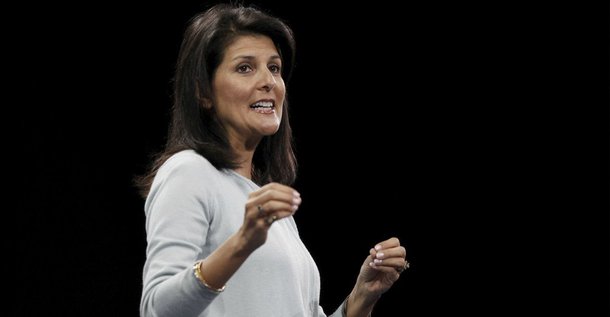 A embaixadora dos Estados Unidos na ONU, Nikki Haley, afirmou neste domingo que a Coreia do Norte será "destruída" se continuar com o seu comportamento imprudente, em referência aos recentes testes militares conduzidos por Pyongyang; em entrevista à CNN, Haley reforçou que o Conselho de Segurança da ONU já tomou todas as medidas possíveis contra o governo de Kim Jong-un, como havia dito mais cedo em uma entrevista na Casa Branca; "Estávamos sendo responsáveis ao tentar usar todas as possibilidades diplomáticas que pudéssemos usar. Se isso não funcionar, [o secretário de Defesa dos EUA, Jim], Mattis vai cuidar disso", disse Haley
