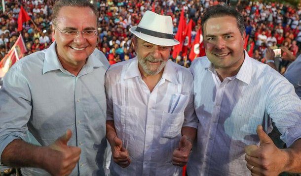 Levantamento realizado pelo Instituto Ibrape de Pesquisas, no município de Pilar, na Grande Maceió, mostra o ex-presidente Lula com a larga vantagem de 55% dos votos; em segundo lugar aparece Bolsonaro, 8%, seguido de Luciano Huck, com 6%; se as eleições fossem hoje, o governador Renan Filho (PMDB) também venceria no primeiro turno, 49% dos votos; Rui Palmeira (PSDB) ficaria com 18%; para o Senado, na soma dos dois votos Renan Calheiros seria o mais votado com 41%; em segundo lugar aparece Benedito de Lira, 26%; pesquisa foi realizada no dia 27 de novembro de 2017, com 800 eleitores de 16 anos ou mais; o intervalo de confiança é de 95% e a margem de erro de 3 pontos percentuais para mais ou para menos.